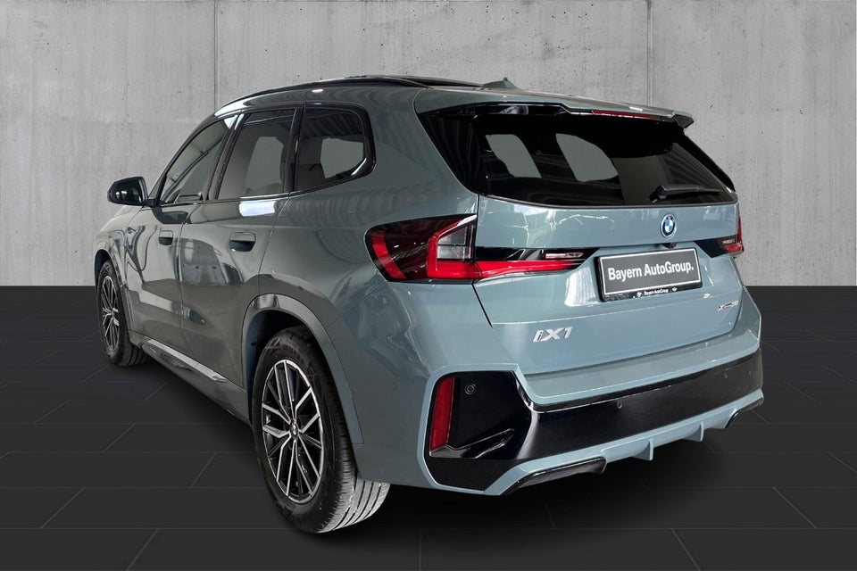 BMW iX1 xDrive30 Fully Charged 5d
