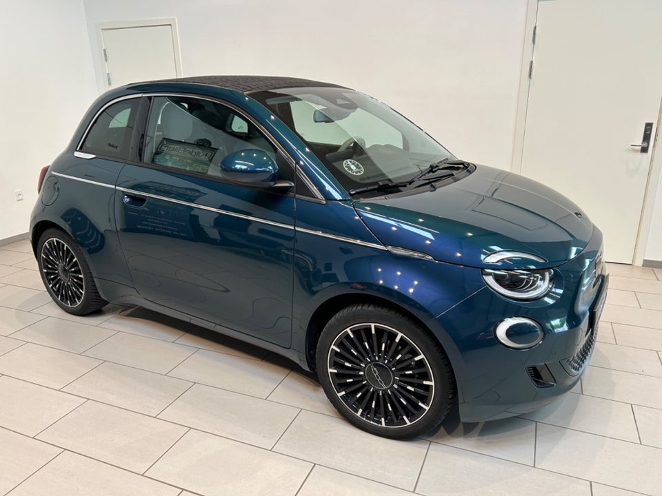 Fiat 500e la Prima Cabrio 2d