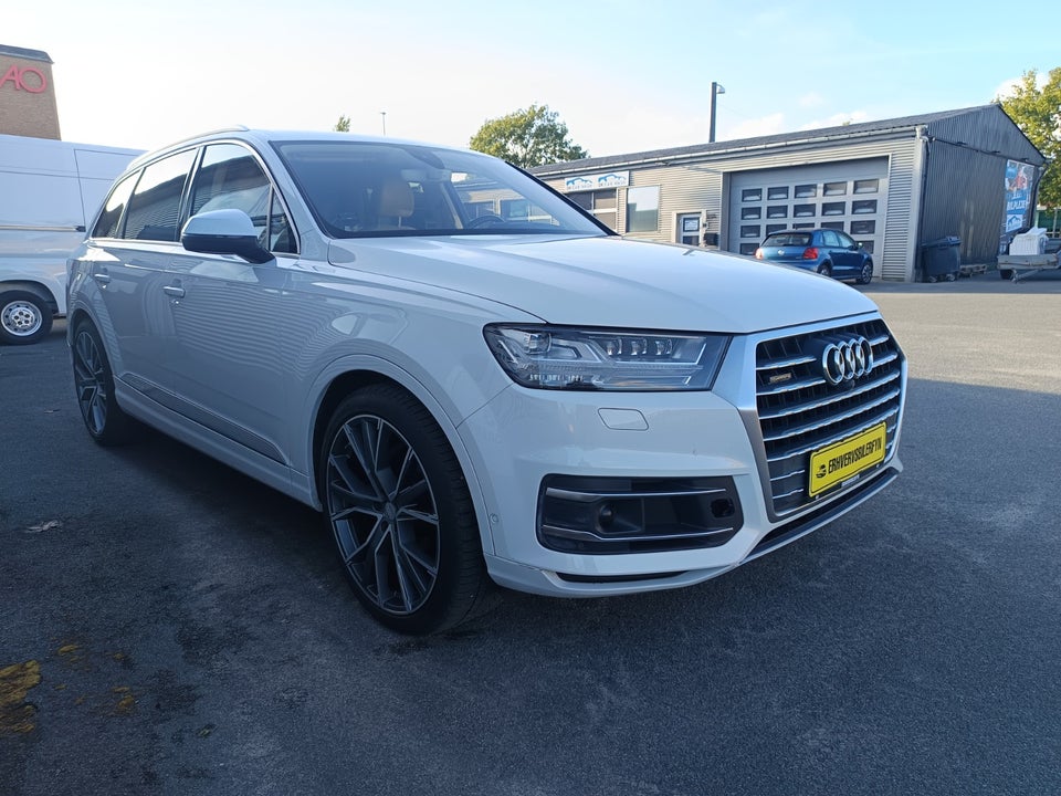 Audi Q7 3,0 TDi 272 quattro Tiptr. Van 5d