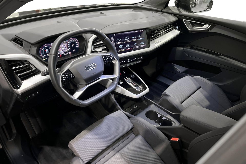 Audi Q4 e-tron 45 Progress 5d
