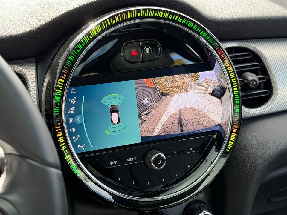 MINI Cooper SE Maximise 3d