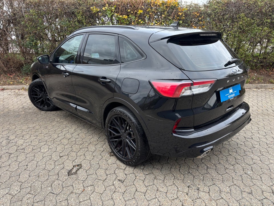 Ford Kuga 2,5 PHEV ST-Line CVT 5d