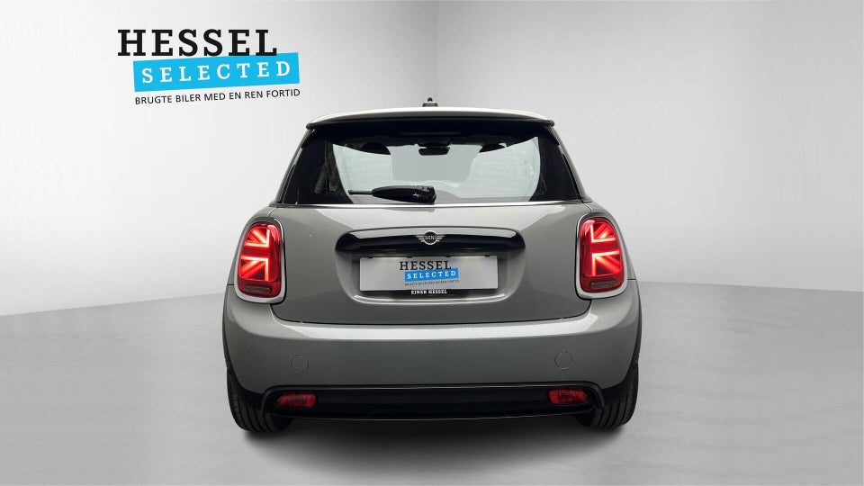 MINI Cooper SE Essential 3d