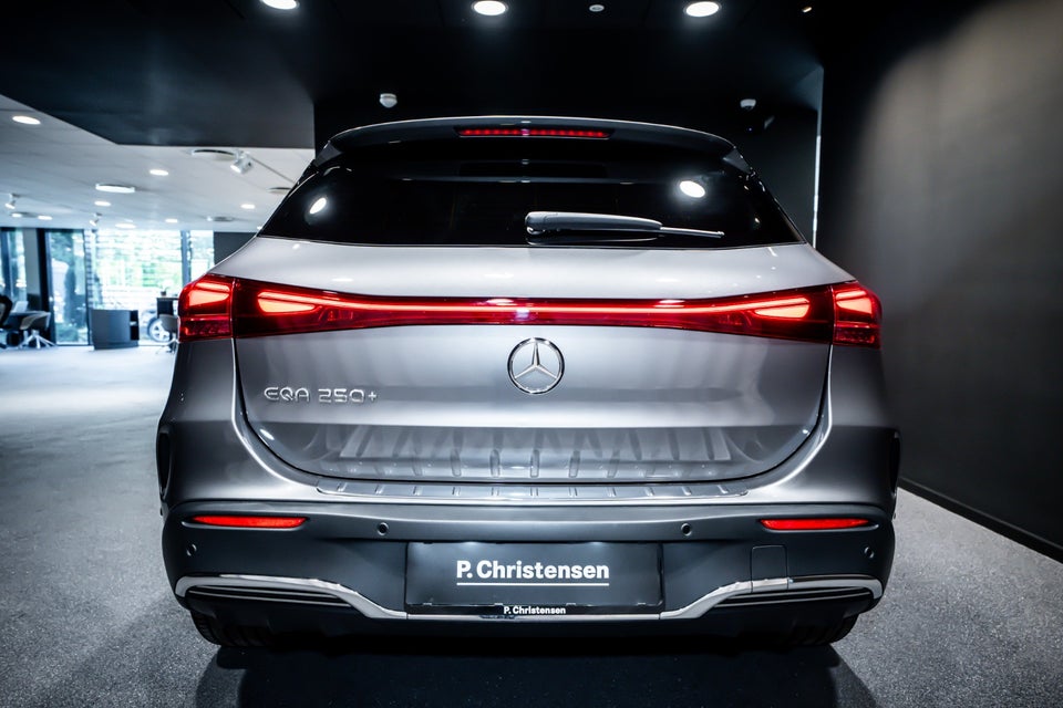 Mercedes EQA250+ AMG Premium 5d