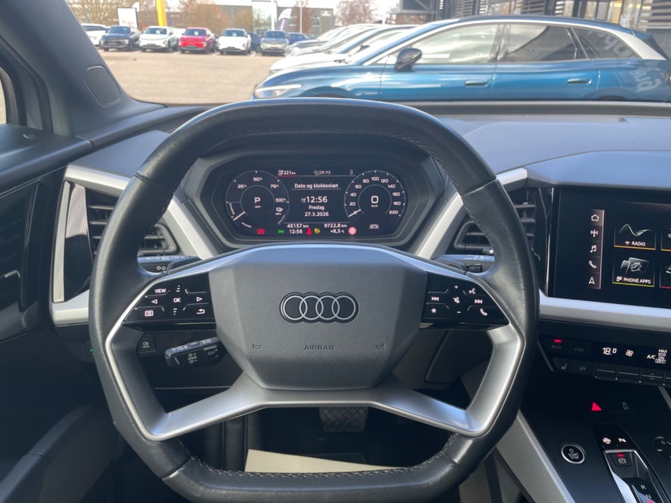 Audi Q4 e-tron 40  5d