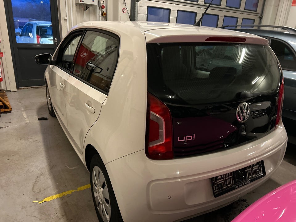 VW Up! 1,0 75 High Up! BMT 5d