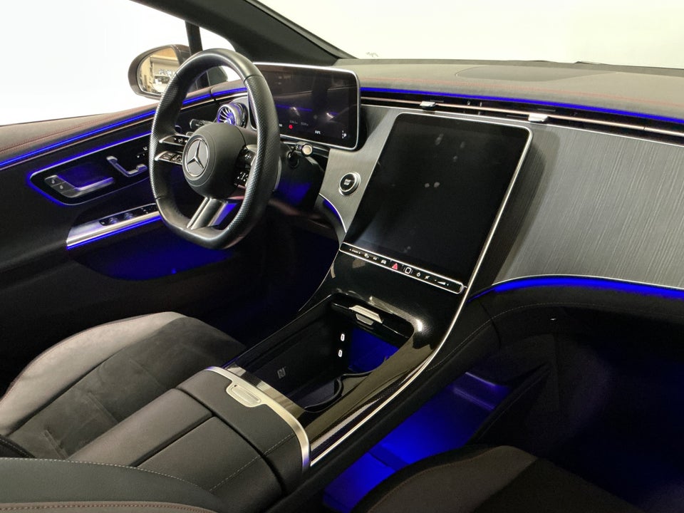 Mercedes EQE350 AMG Line 4d