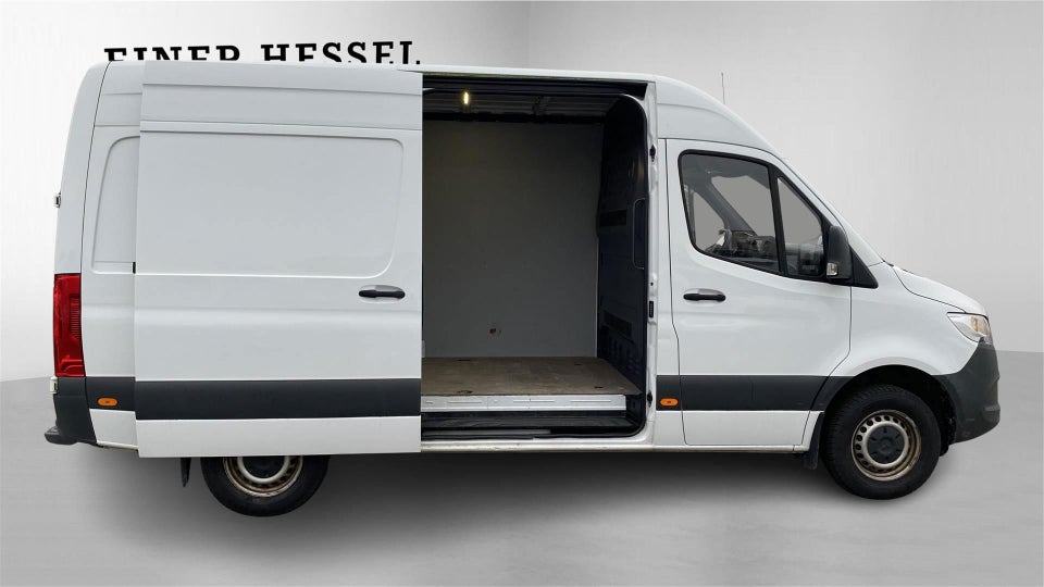 Mercedes Sprinter 316 2,2 CDi A2 Kassevogn RWD