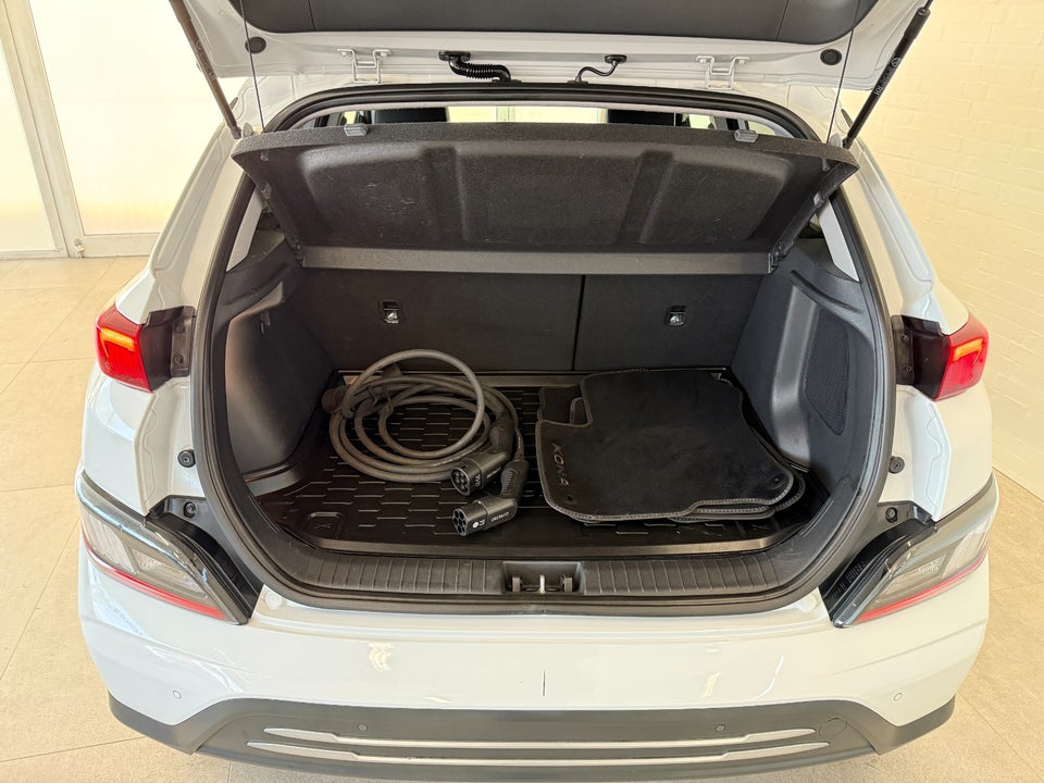 Hyundai Kona 64 EV Ultimate 5d