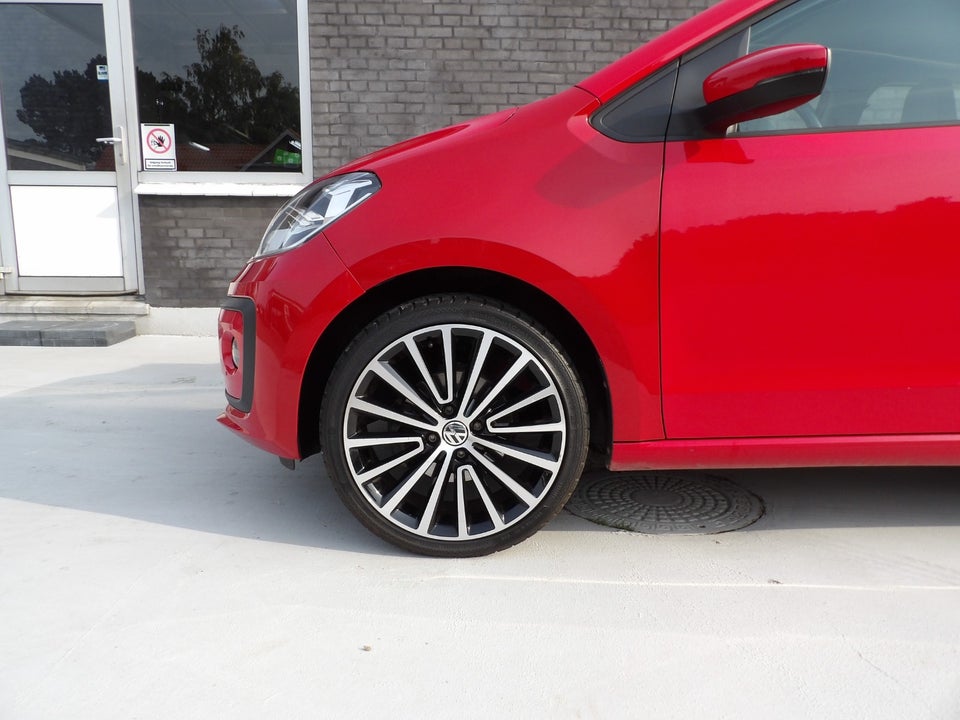 VW Up! 1,0 MPi 60 Move Up! BMT 5d