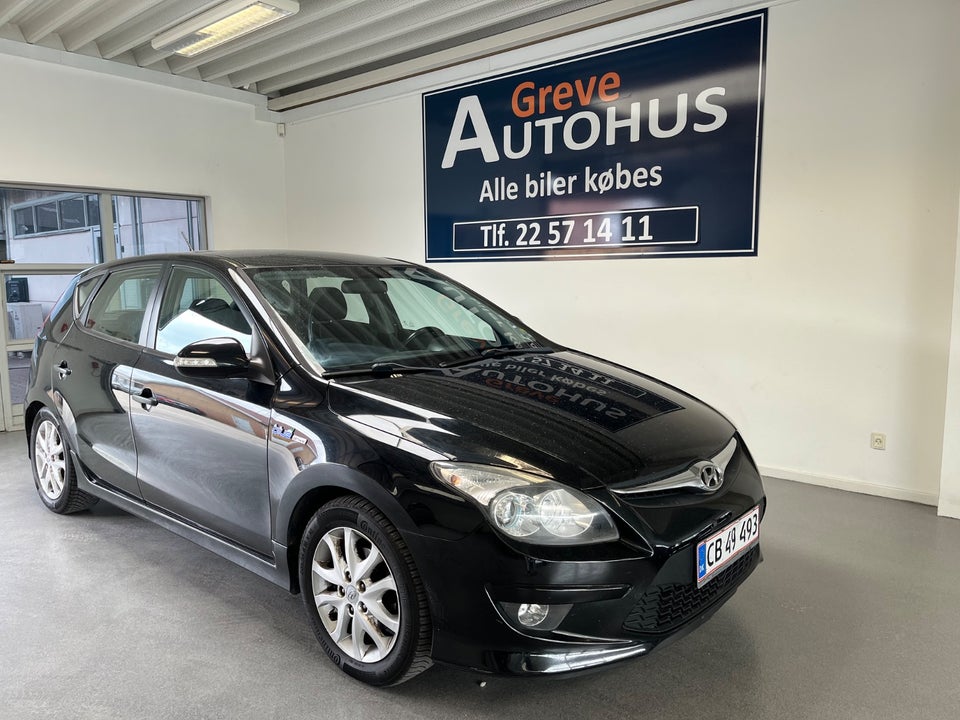 Hyundai i30 1,6 CRDi 90 Classic Sense+ Eco 5d