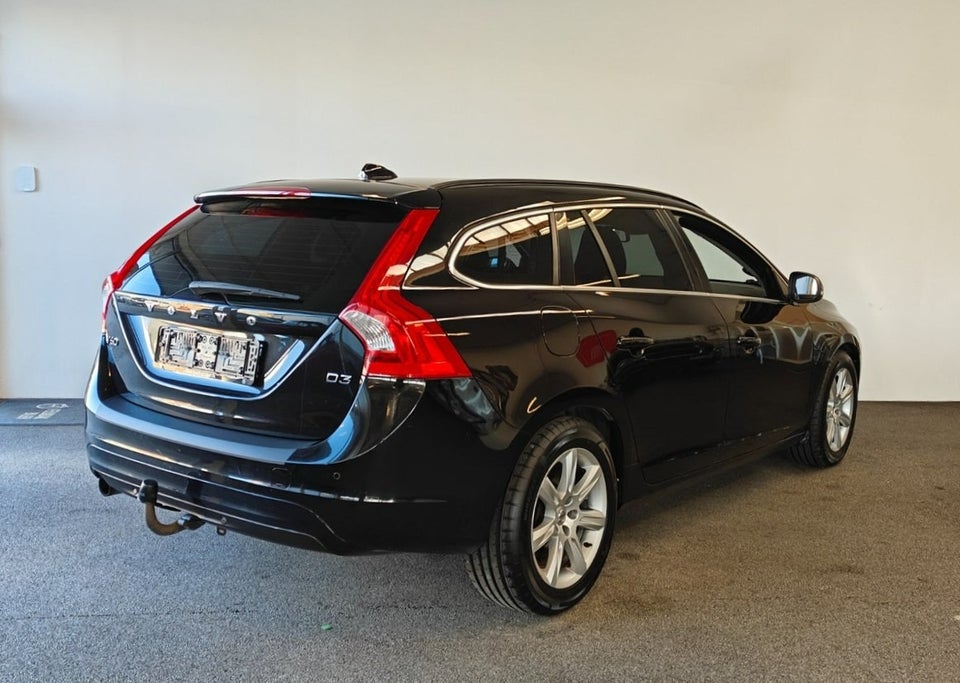 Volvo V60 2,0 D3 150 Kinetic 5d