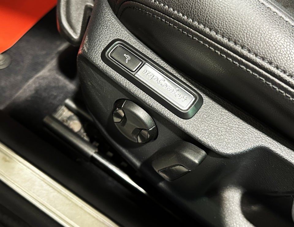 VW Passat 1,4 TSi 150 R-line Variant DSG BMT 5d