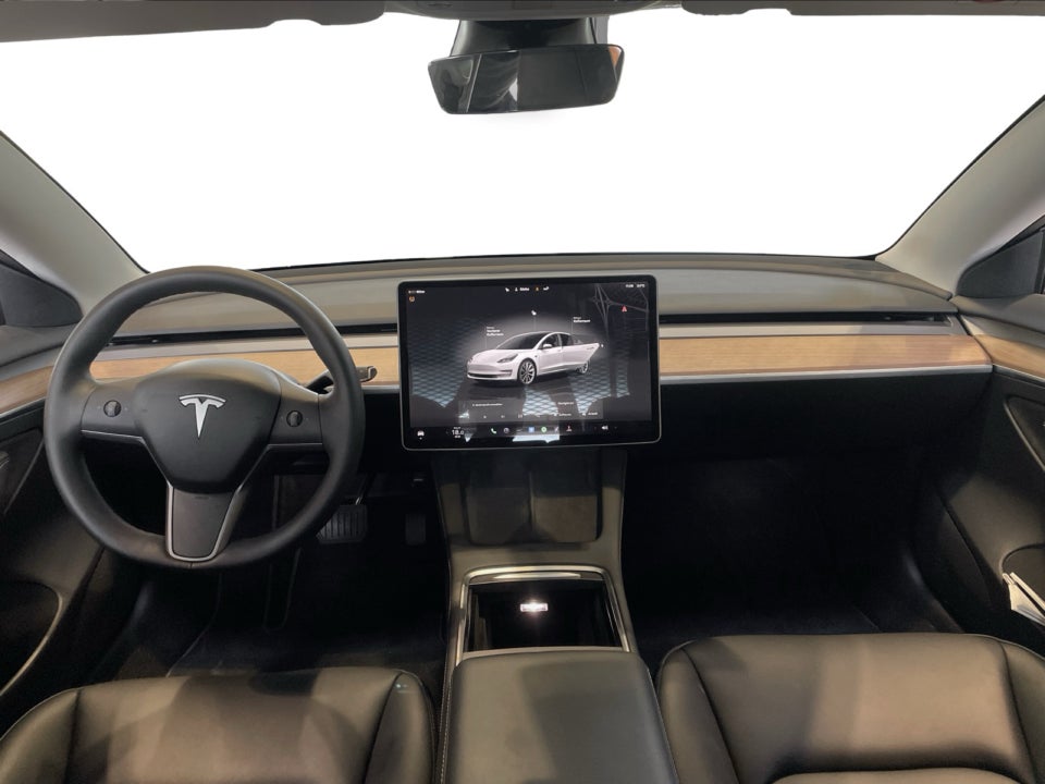 Tesla Model 3 RWD 4d