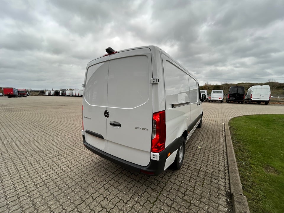 Mercedes Sprinter 317 2,0 CDi A2 Kassevogn PRO RWD