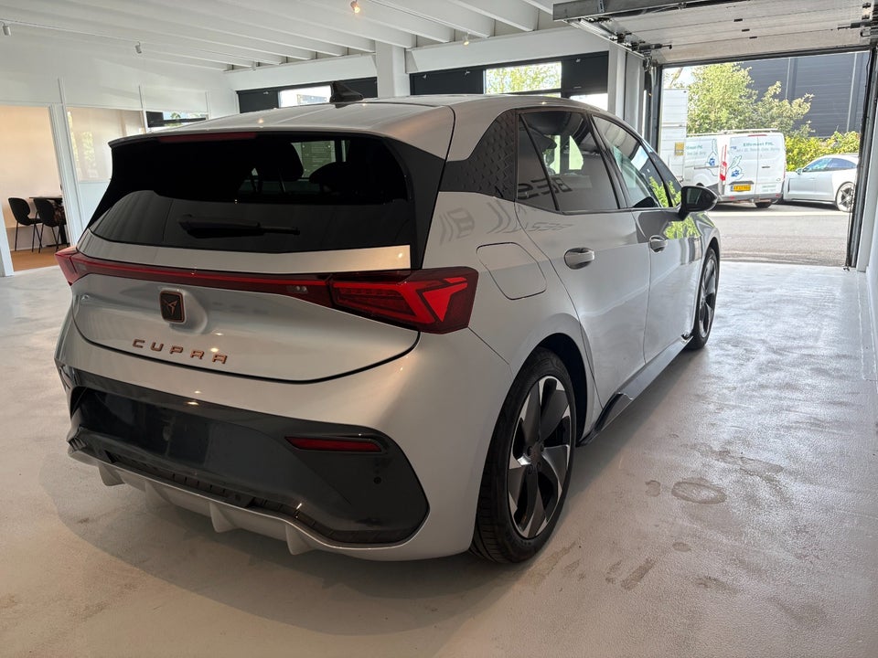 Cupra Born 58 e-Boost 5d