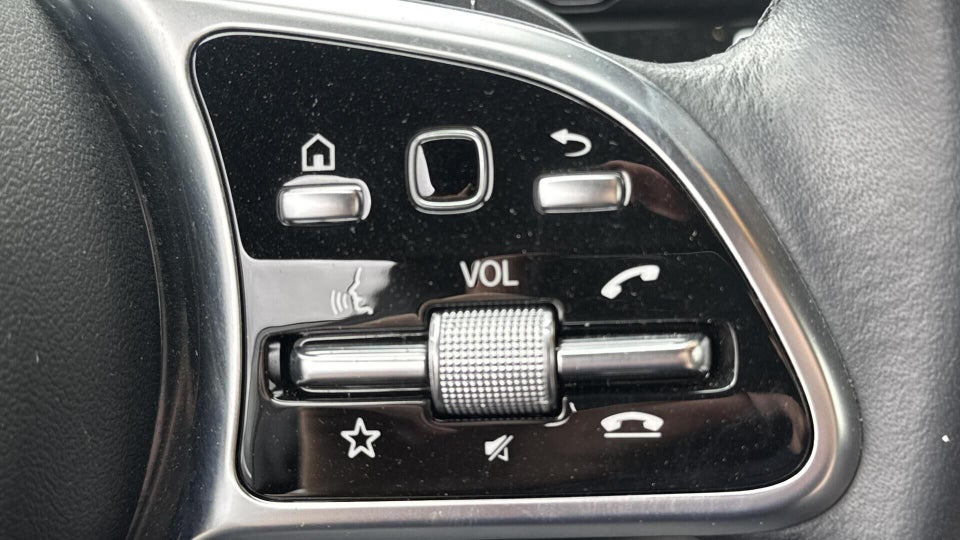 Mercedes EQA250 5d