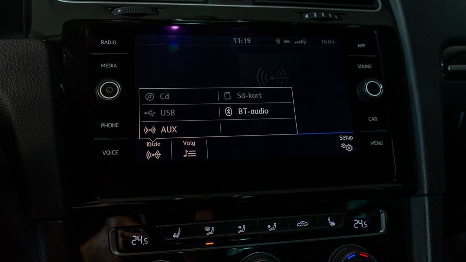 VW Golf VII 2,0 TDi 150 Highline Variant DSG 5d