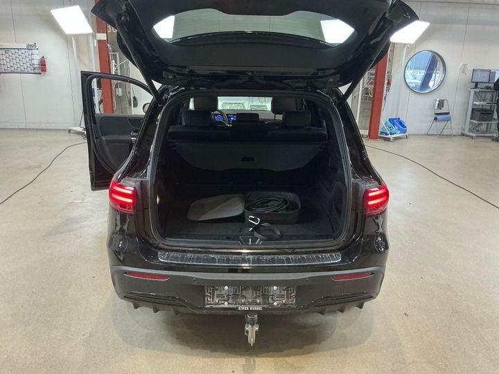 Mercedes EQB250+ AMG Line Advance Plus 5d