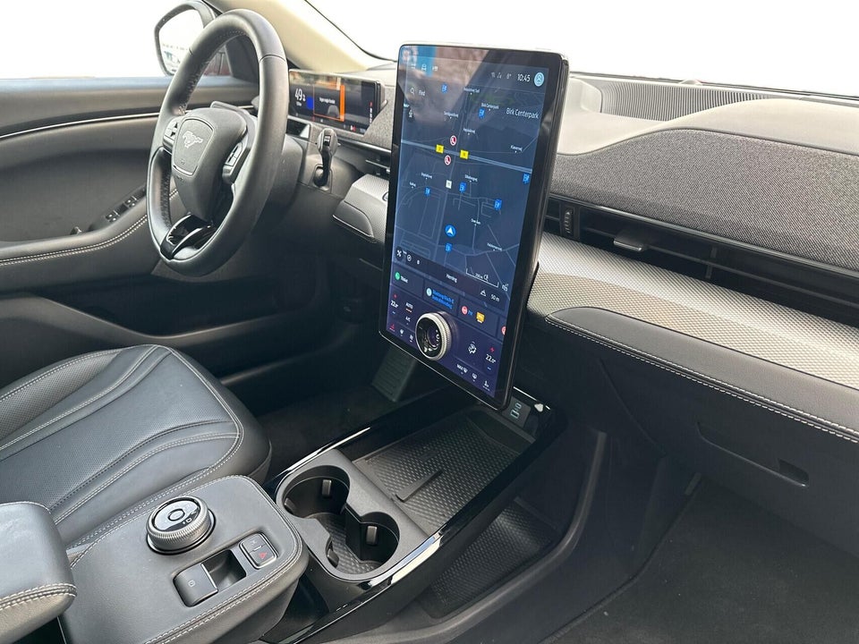 Ford Mustang Mach-E 73 Standard Range 5d