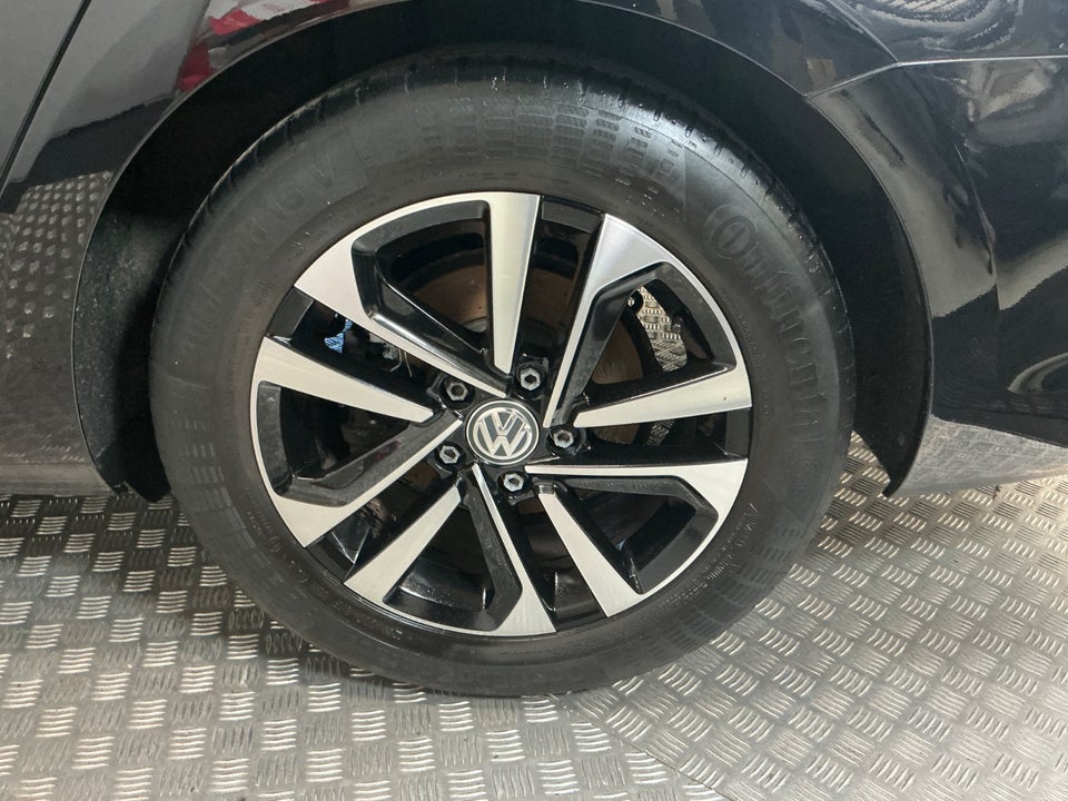 VW Golf VII 1,5 TSi 130 Comfortline Variant 5d