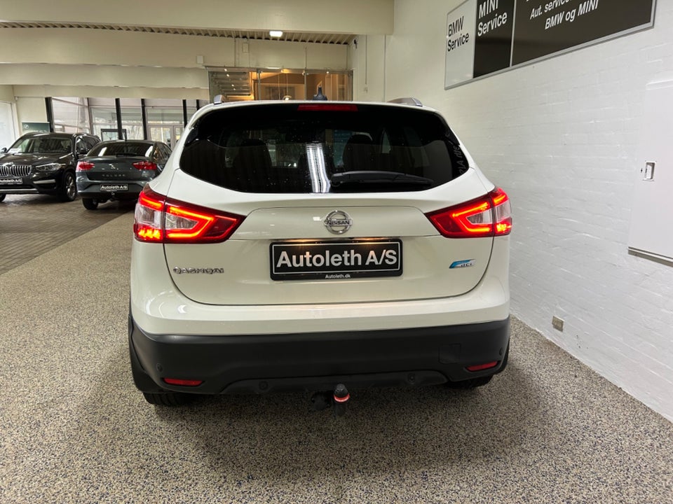 Nissan Qashqai 1,5 dCi 110 Tekna 5d