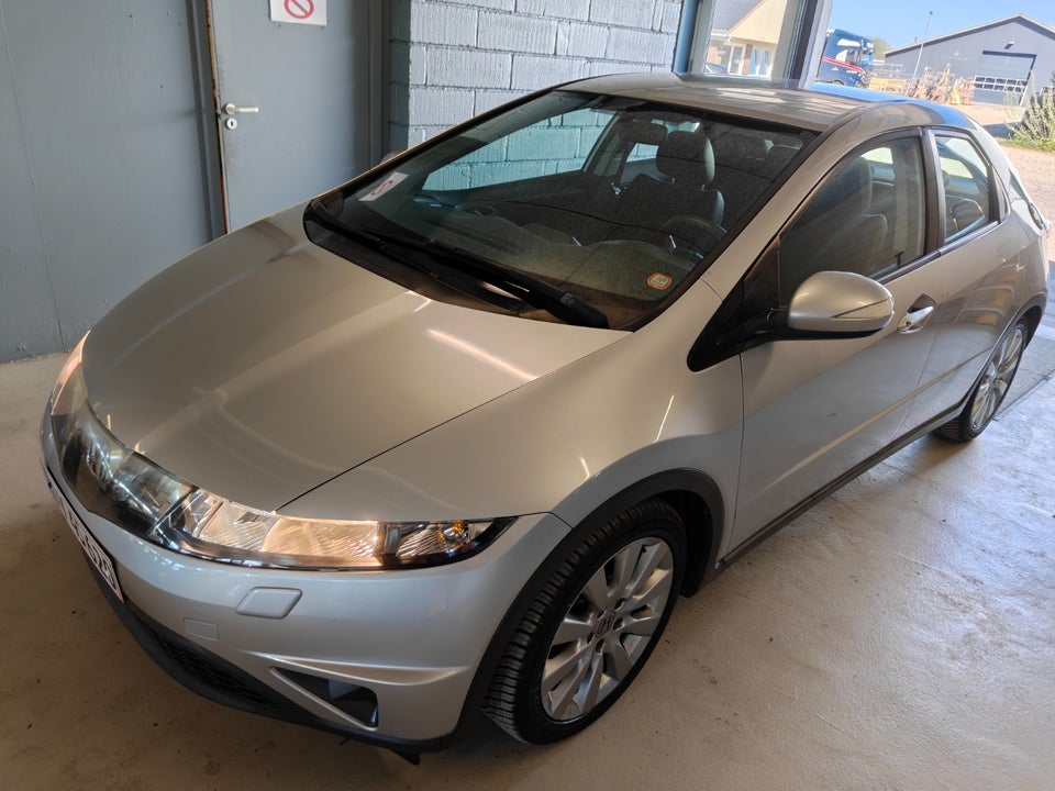 Honda Civic 1,8 Sport 5d