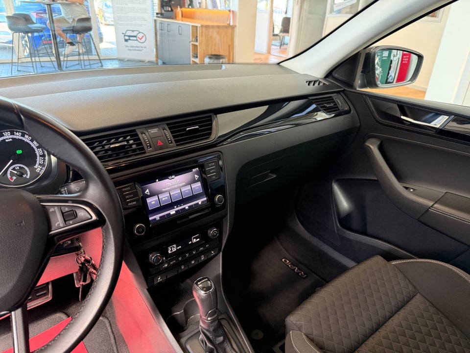 Skoda Rapid 1,4 TSi 125 Ambition DSG 5d