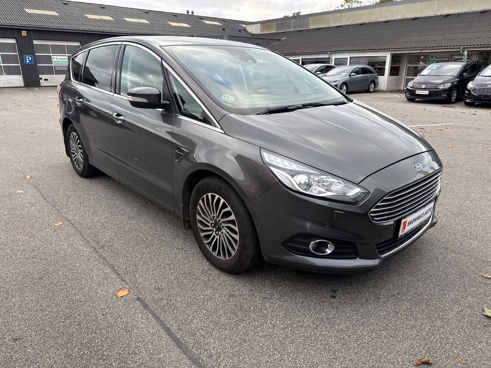Ford S-MAX 2,0 EcoBlue Titanium aut. 5d