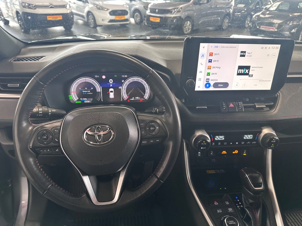 Toyota RAV4 2,5 Hybrid Active AWD Van 5d