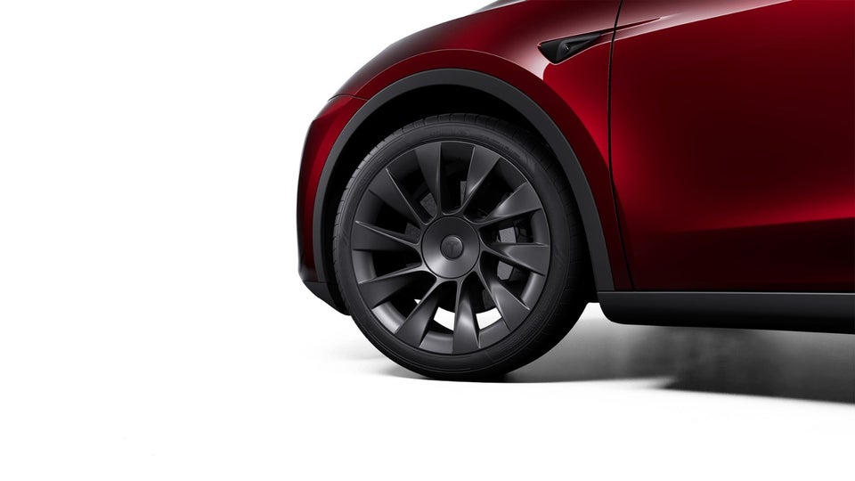 Tesla Model Y Long Range AWD 5d