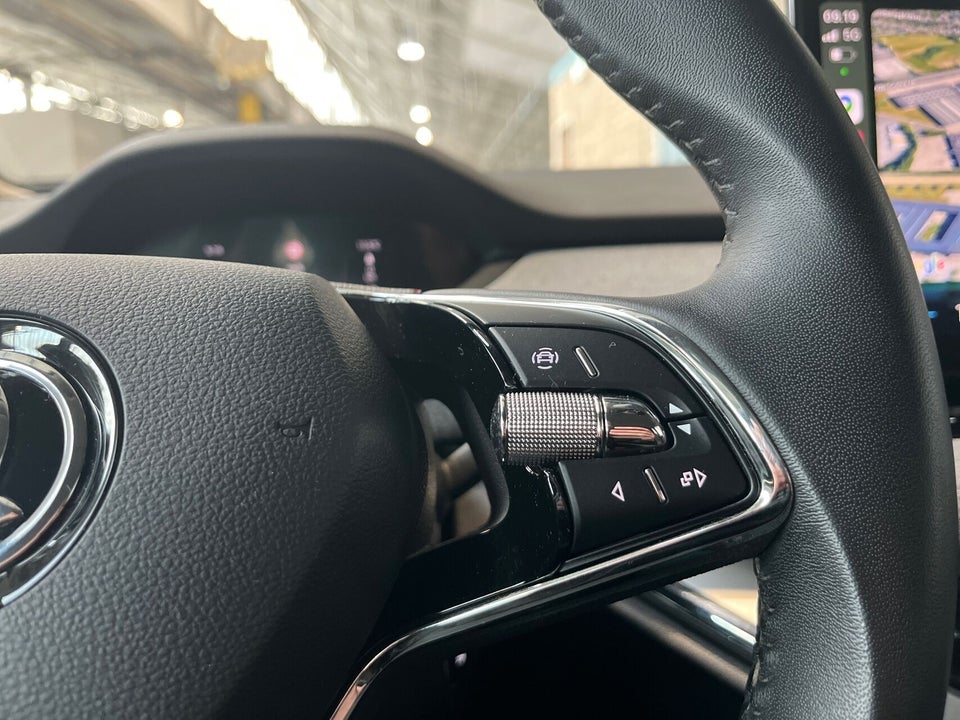 Skoda Enyaq 60 iV Loft 5d