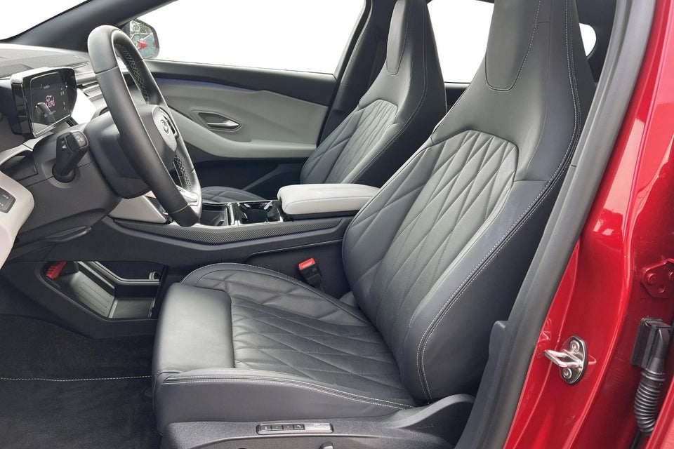Ford Capri 77 Premium Extended Range 5d