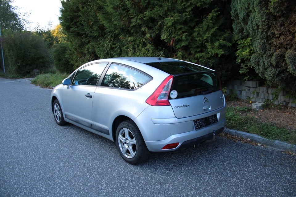 Citroën C4 1,6 Coupé 3d