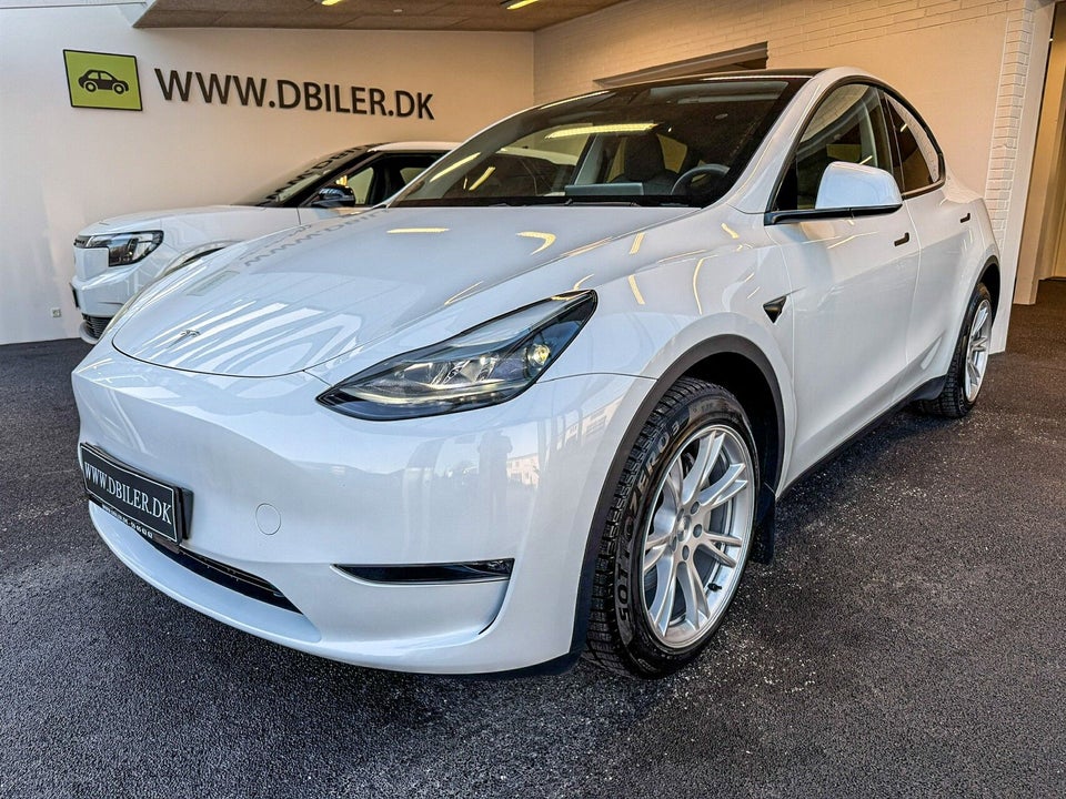 Tesla Model Y Long Range AWD 5d