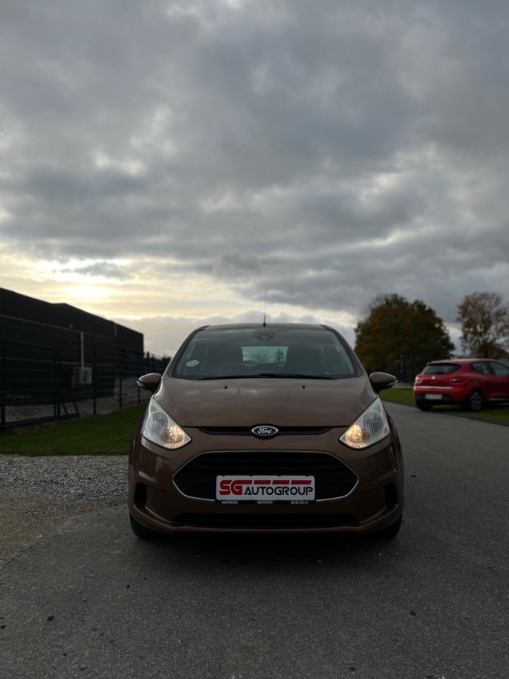 Ford B-MAX 1,0 SCTi 125 Titanium 5d