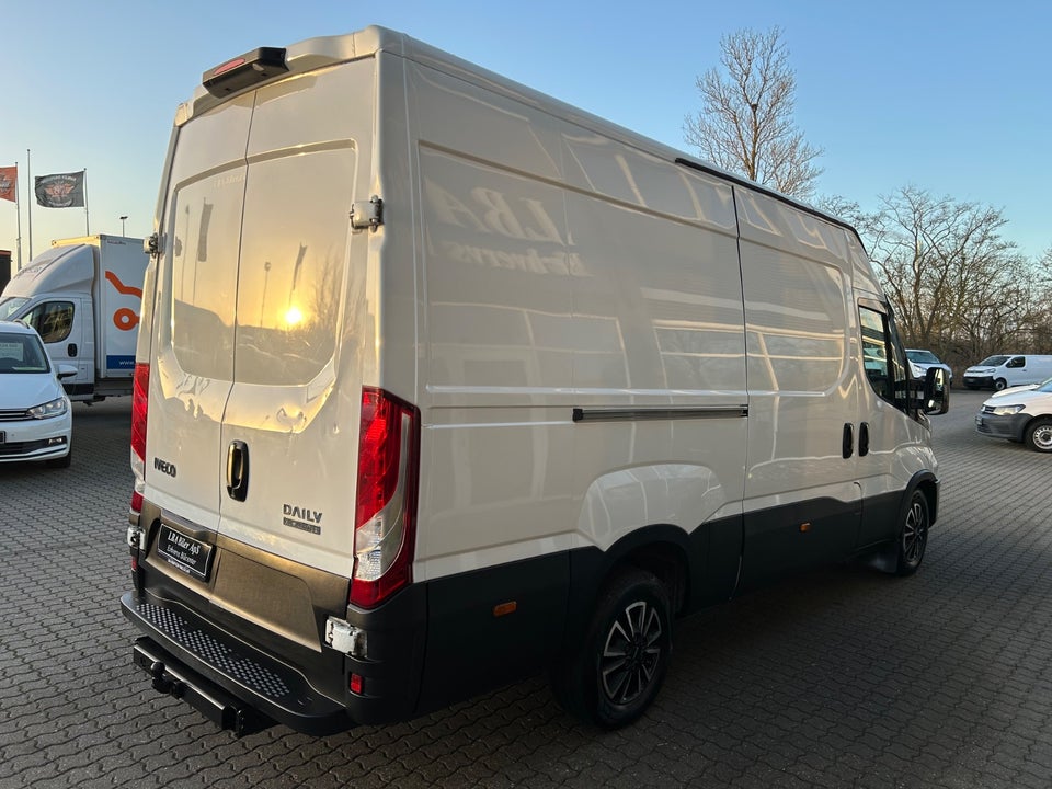 Iveco Daily 3,0 35S21 12m³ Van AG8