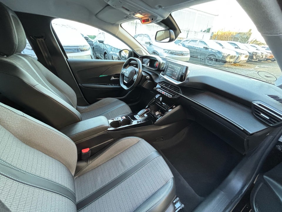 Peugeot e-208 50 Allure 5d