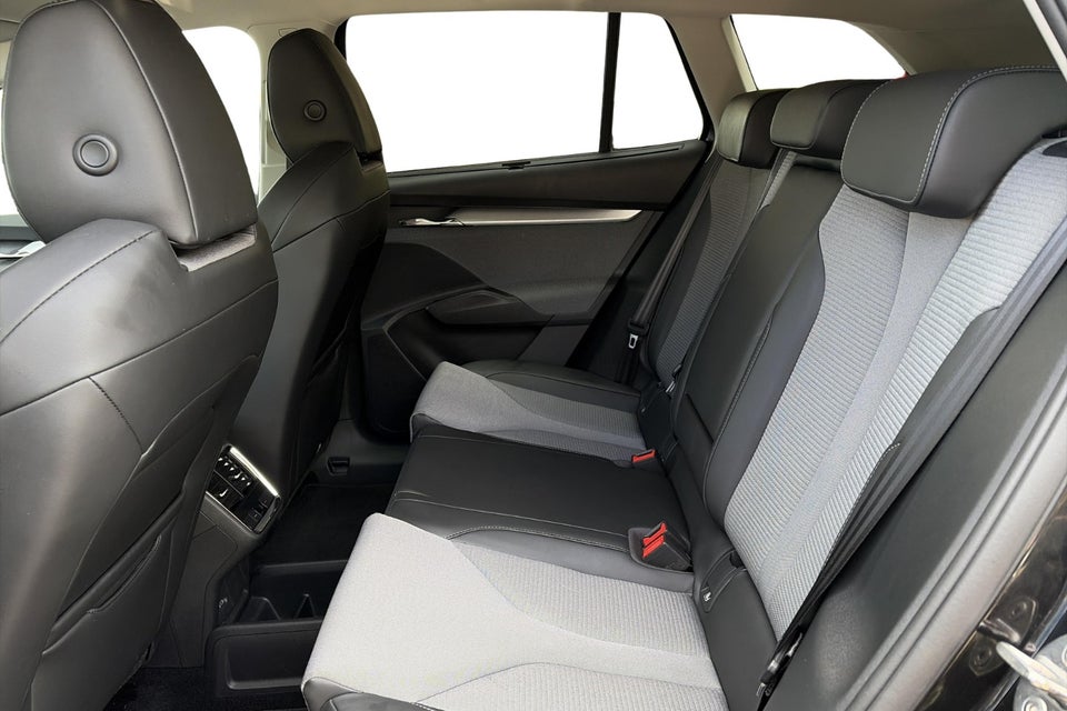 Skoda Enyaq 80 iV Premium Loft 5d