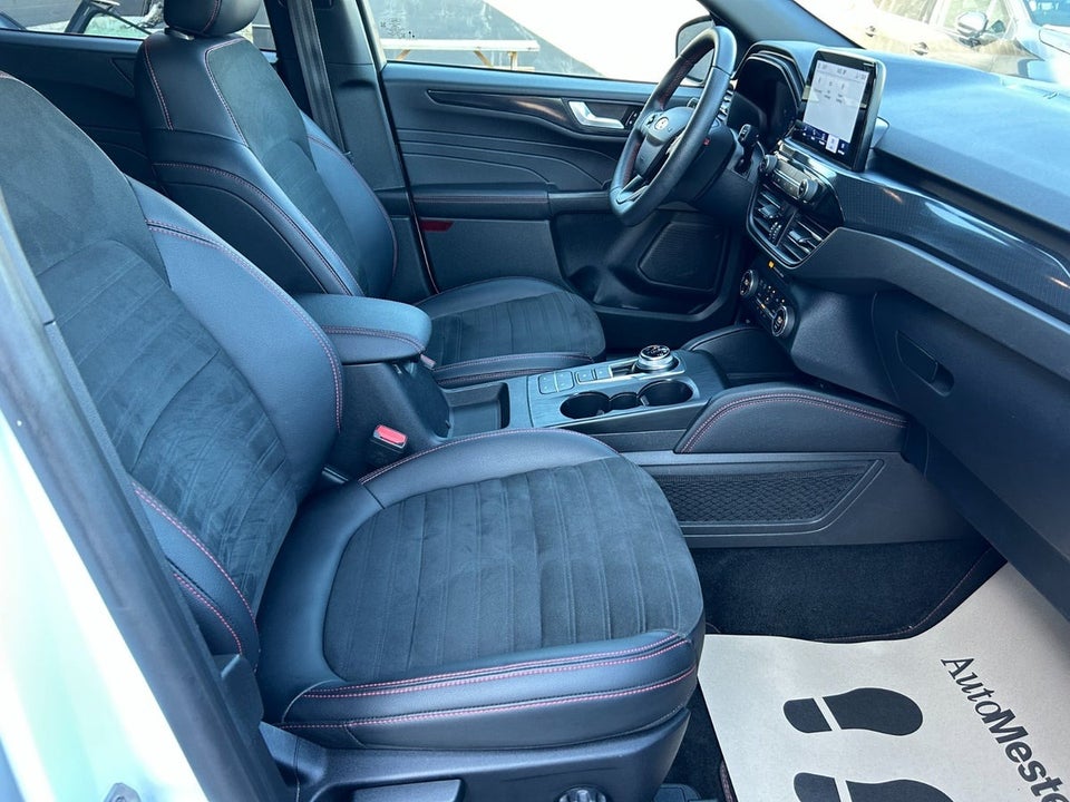 Ford Kuga 2,5 PHEV ST-Line CVT 5d