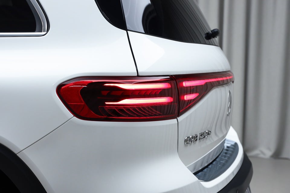 Mercedes EQB250+ AMG Advance 5d