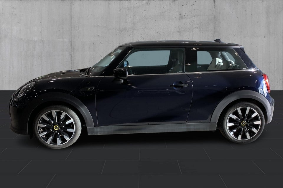 MINI Cooper SE Classic Trim 3d