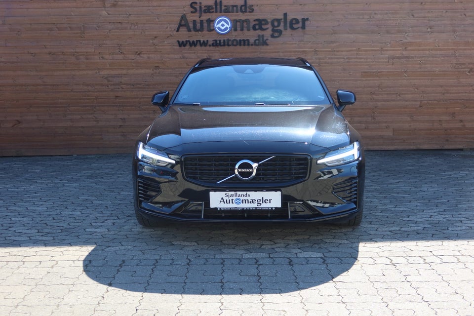 Volvo V60 2,0 T6 ReCharge R-Design aut. AWD 5d