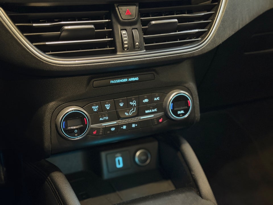 Ford Focus 1,0 EcoBoost Titanium aut. 5d