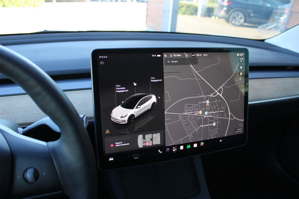 Tesla Model 3 Long Range AWD 4d