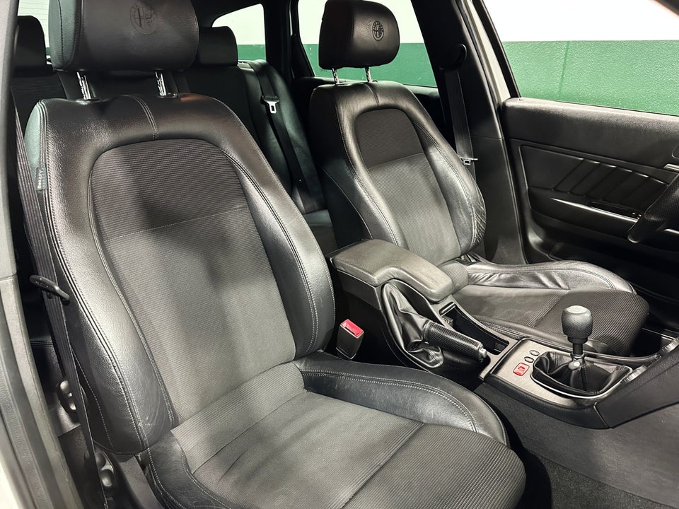 Alfa Romeo 159 2,0 JTD Distinctive Sportwagon 5d