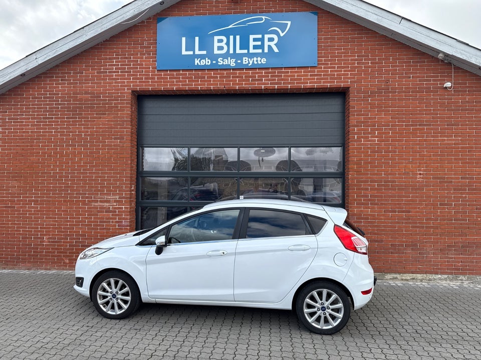 Ford Fiesta 1,0 EcoBoost Titanium 5d