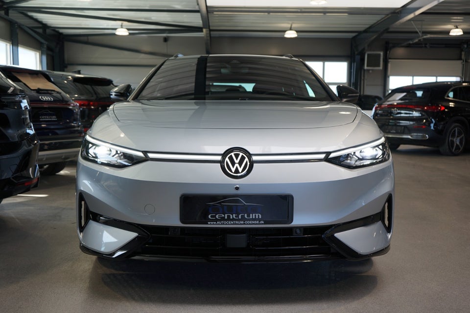 VW ID.7 86 Style S Tourer 5d