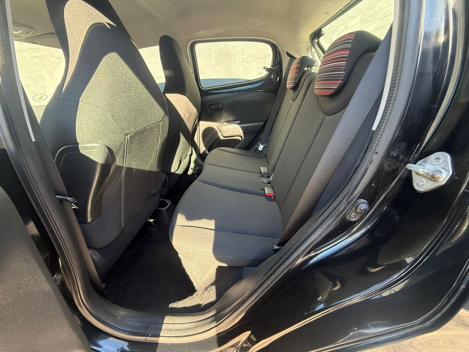 Citroën C1 1,2 PureTech Feel 5d