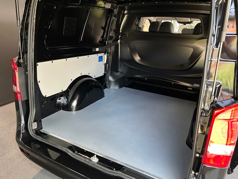 Mercedes Vito 114 2,0 CDi A3 Kassevogn PRO aut. RWD